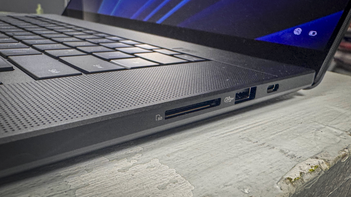 Asus ProArt P16 H7606WX