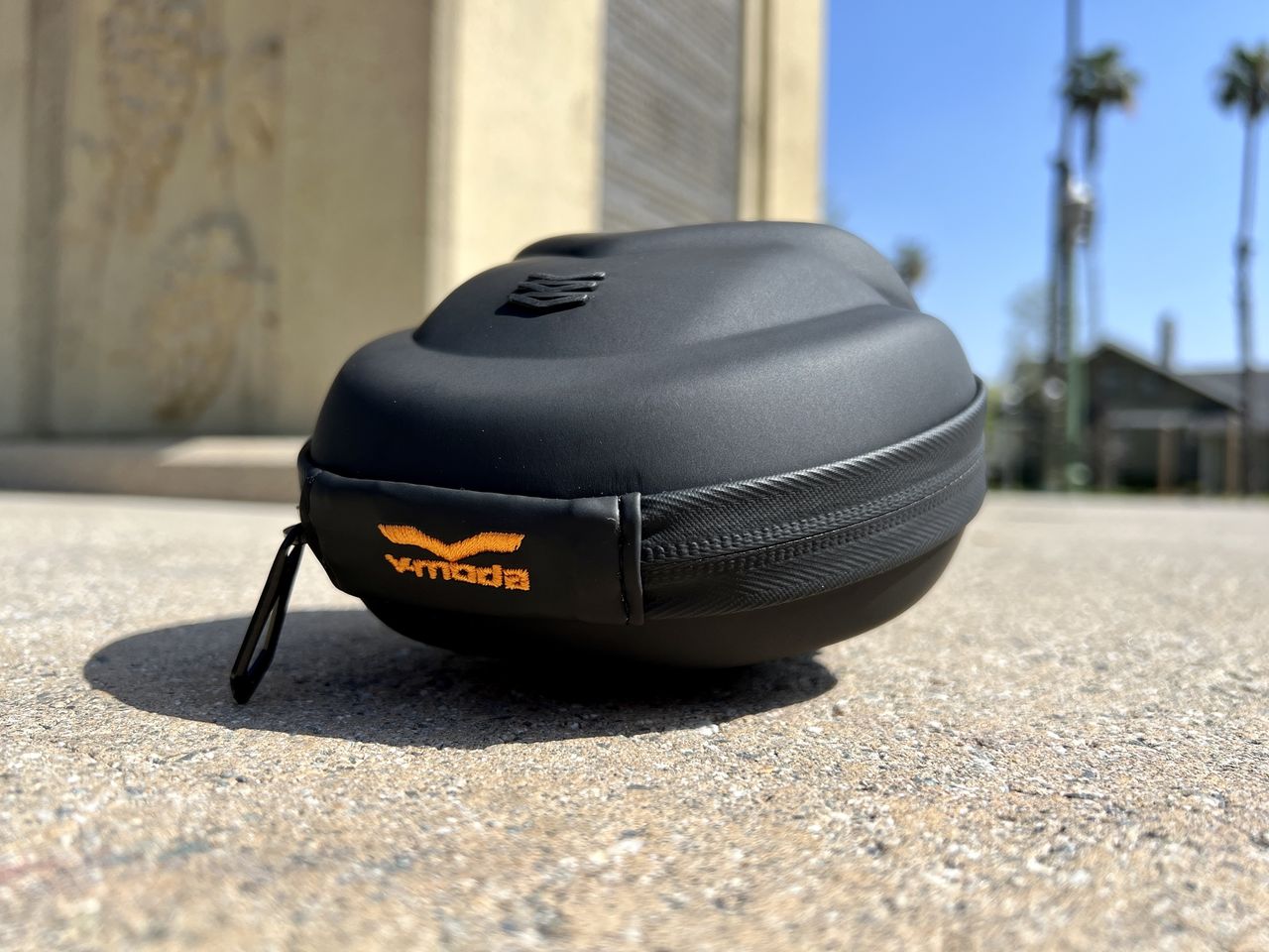 V Moda Crossfade 2 Wireless Rolling Stones Case