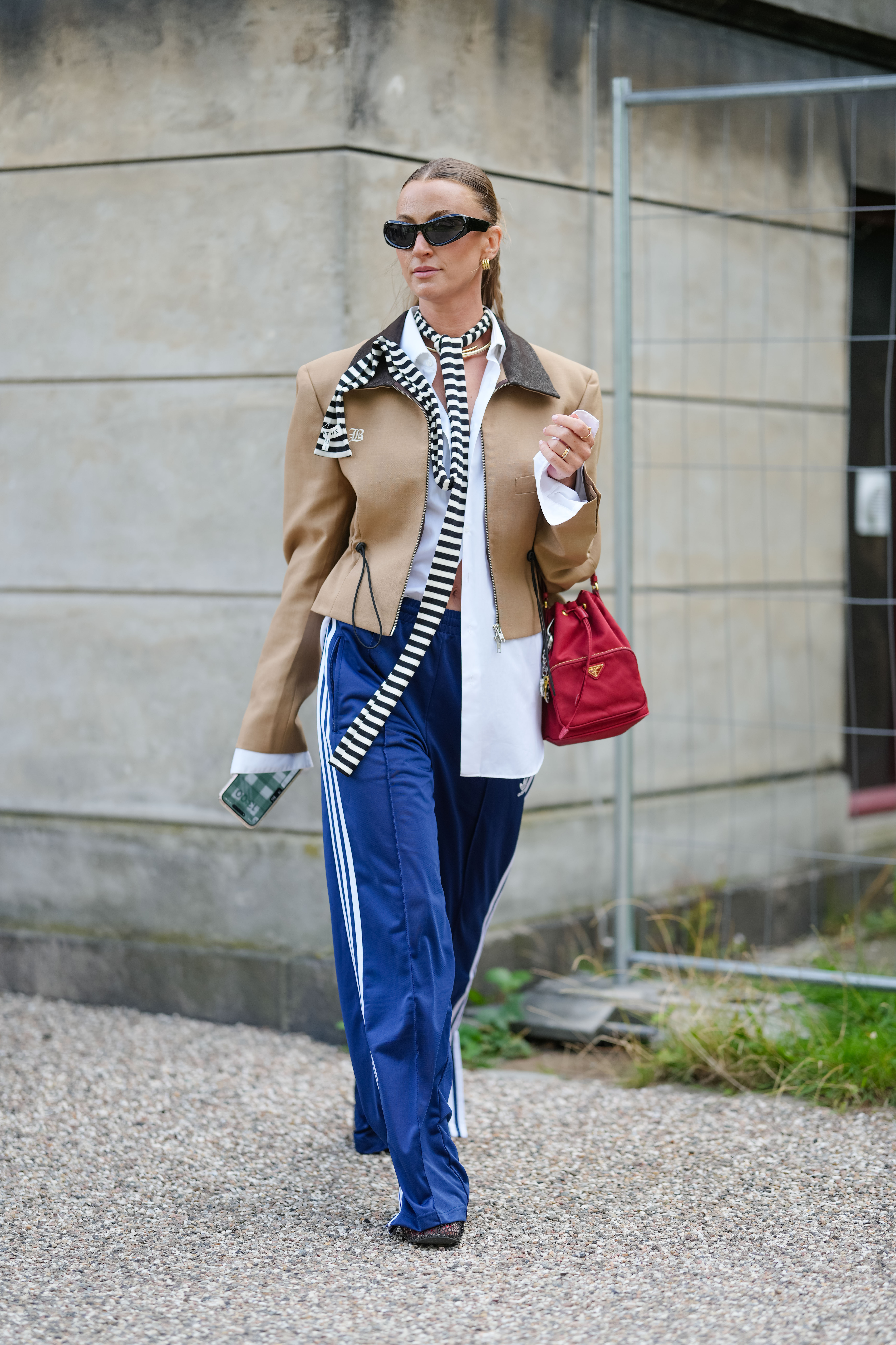 Skinny Scarf Street Style