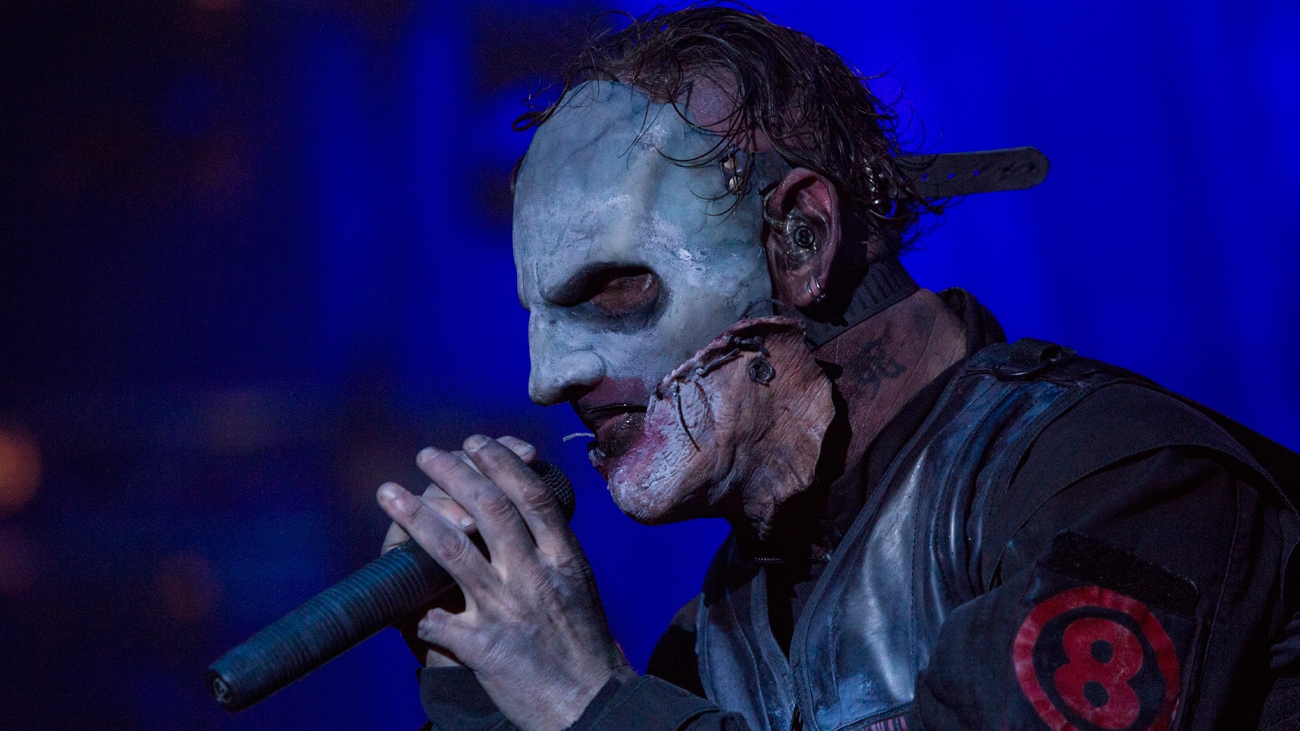 A picture of Slipknot frontman Corey Taylor performing live