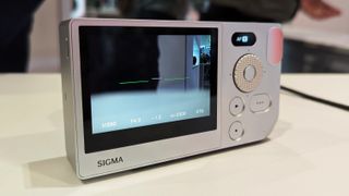 A white Sigma BF camera