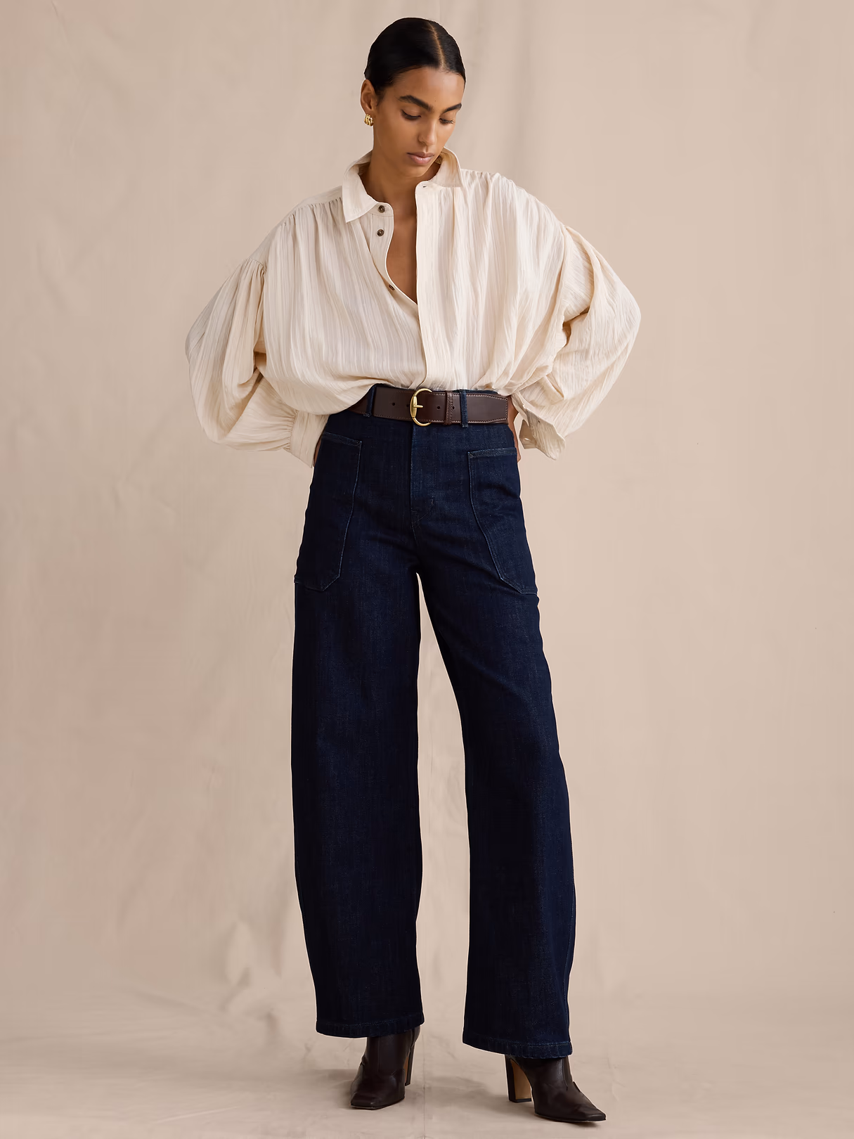 High-Rise Barrel Jean