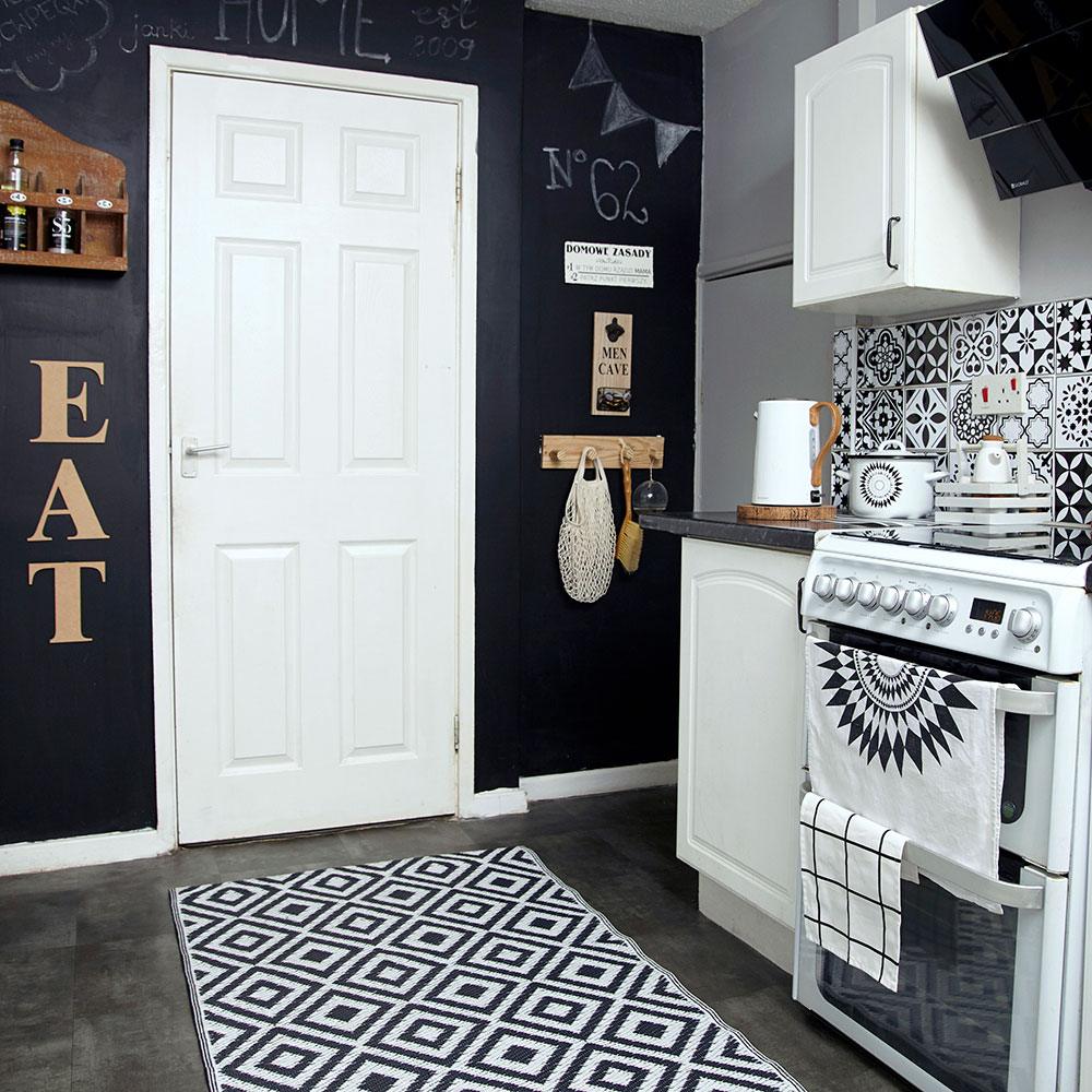 kitchen with gas