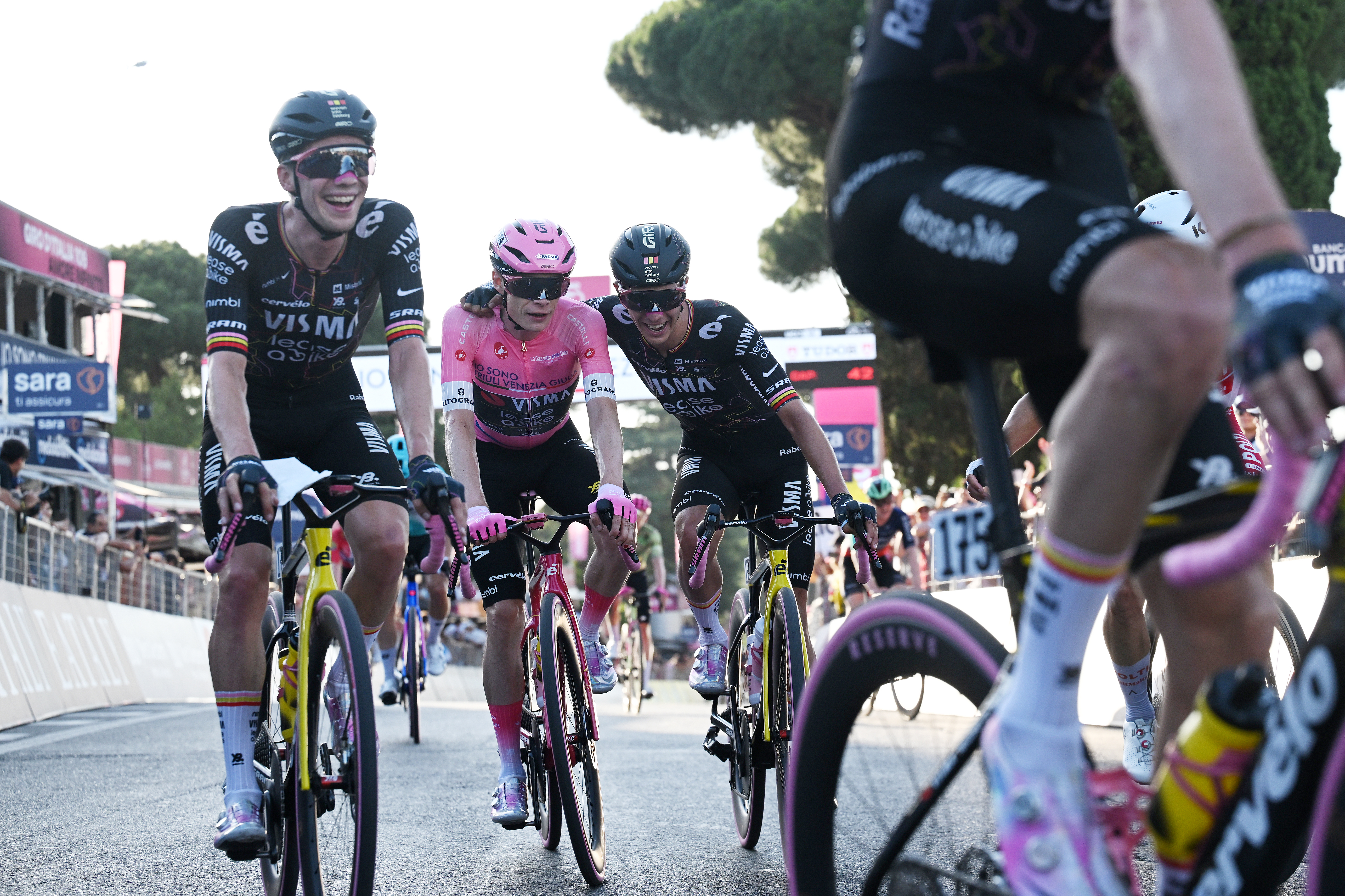 ROME, ITALY - MAY 31: Overall race winner Jonas Vingegaard of Denmark and Team Visma | Lease a Bike - Pink Leader Jersey (C) with teammates react after the 109th Giro d&amp;amp;apos;Italia 2026, Stage 21 a 131km stage from Rome to Rome 1289m / #UCIWT / on May 31, 2026 in Rome, Italy. (Photo by Tim de Waele/Getty Images)