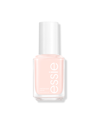 Essie, Nagellack auf Ballettschuhen