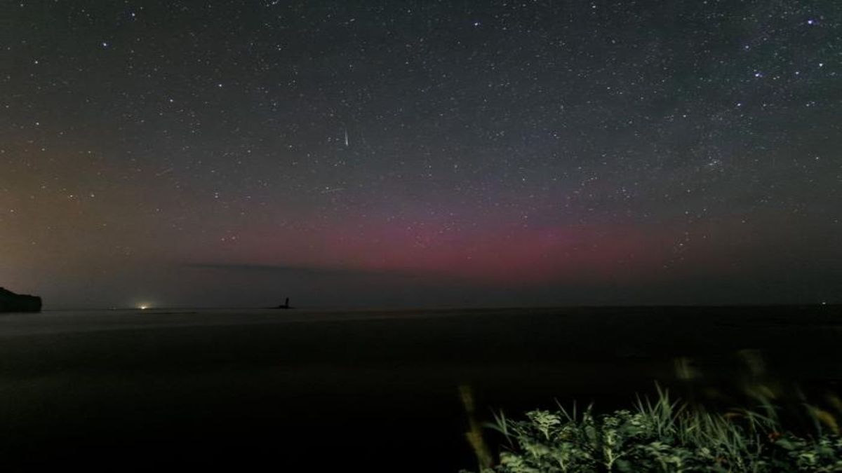 Unusual red northern lights over Japan suggest some solar storms are stronger than we thought