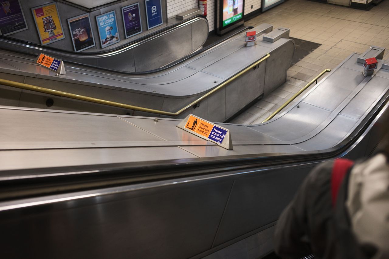 Escalator sign in the London Underground