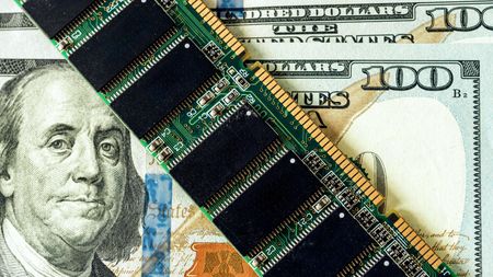 RAM stick on US dollars