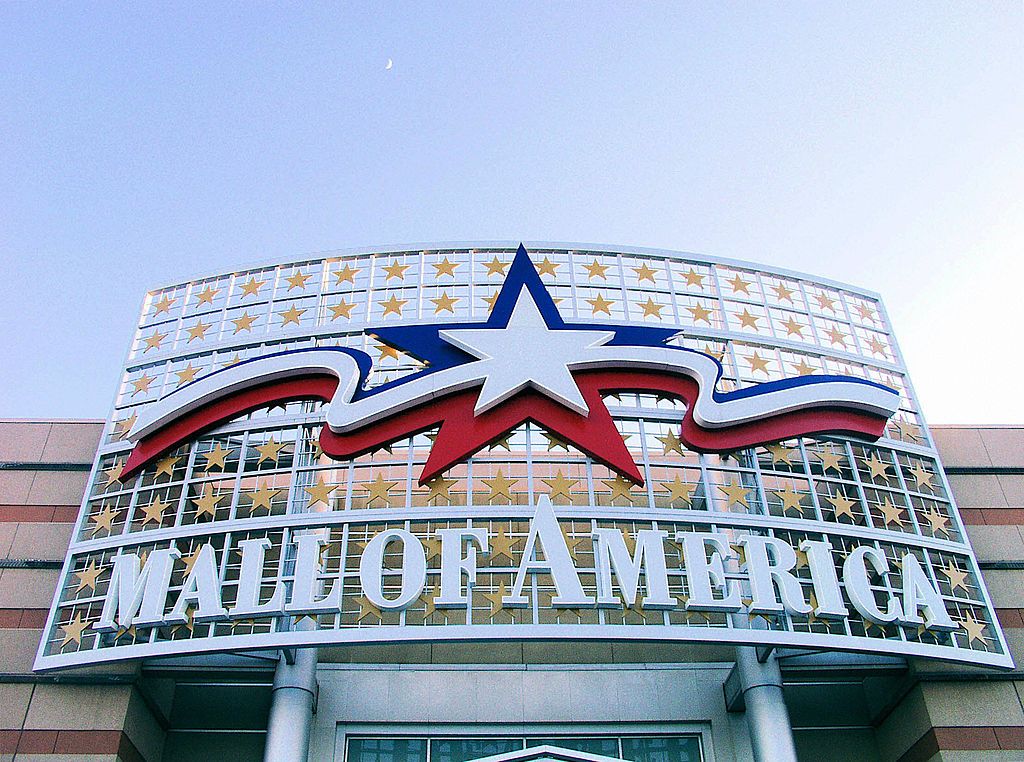 A Mall of America sign