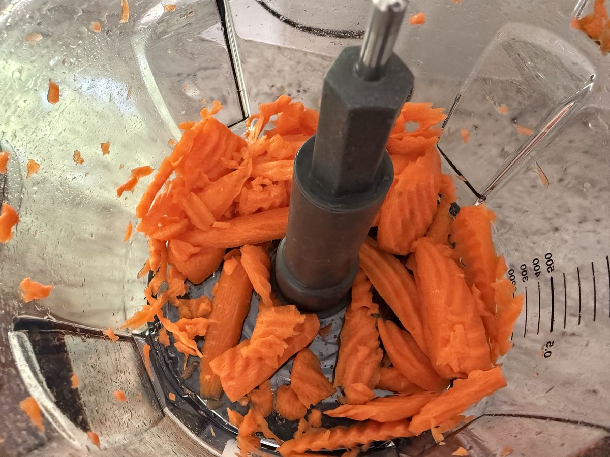 Ninja CrushBOSS crinkle cut carrots