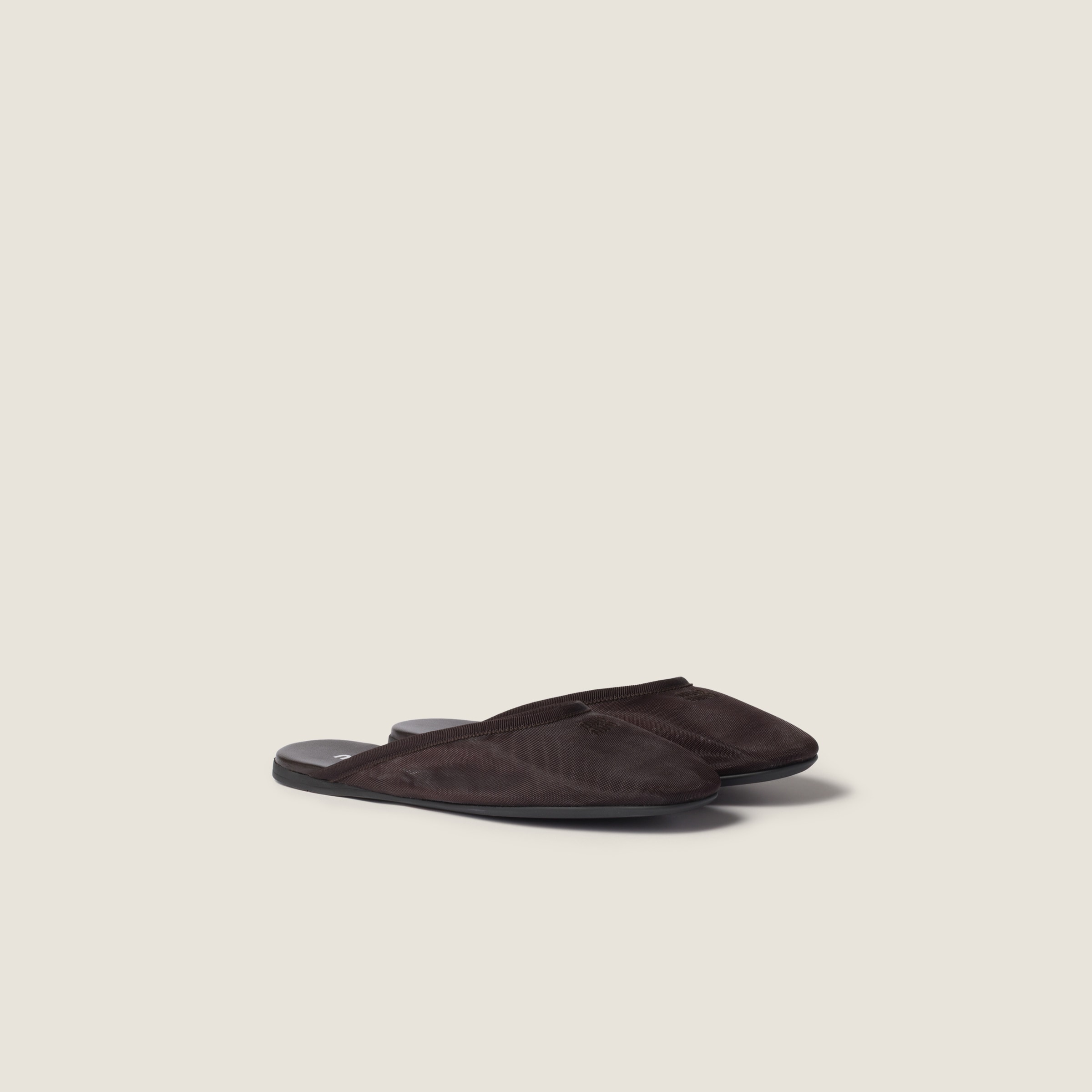 Mesh Fabric Slippers