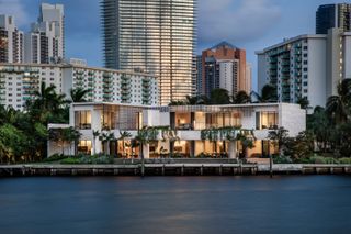 Terracina saota Miami home overview