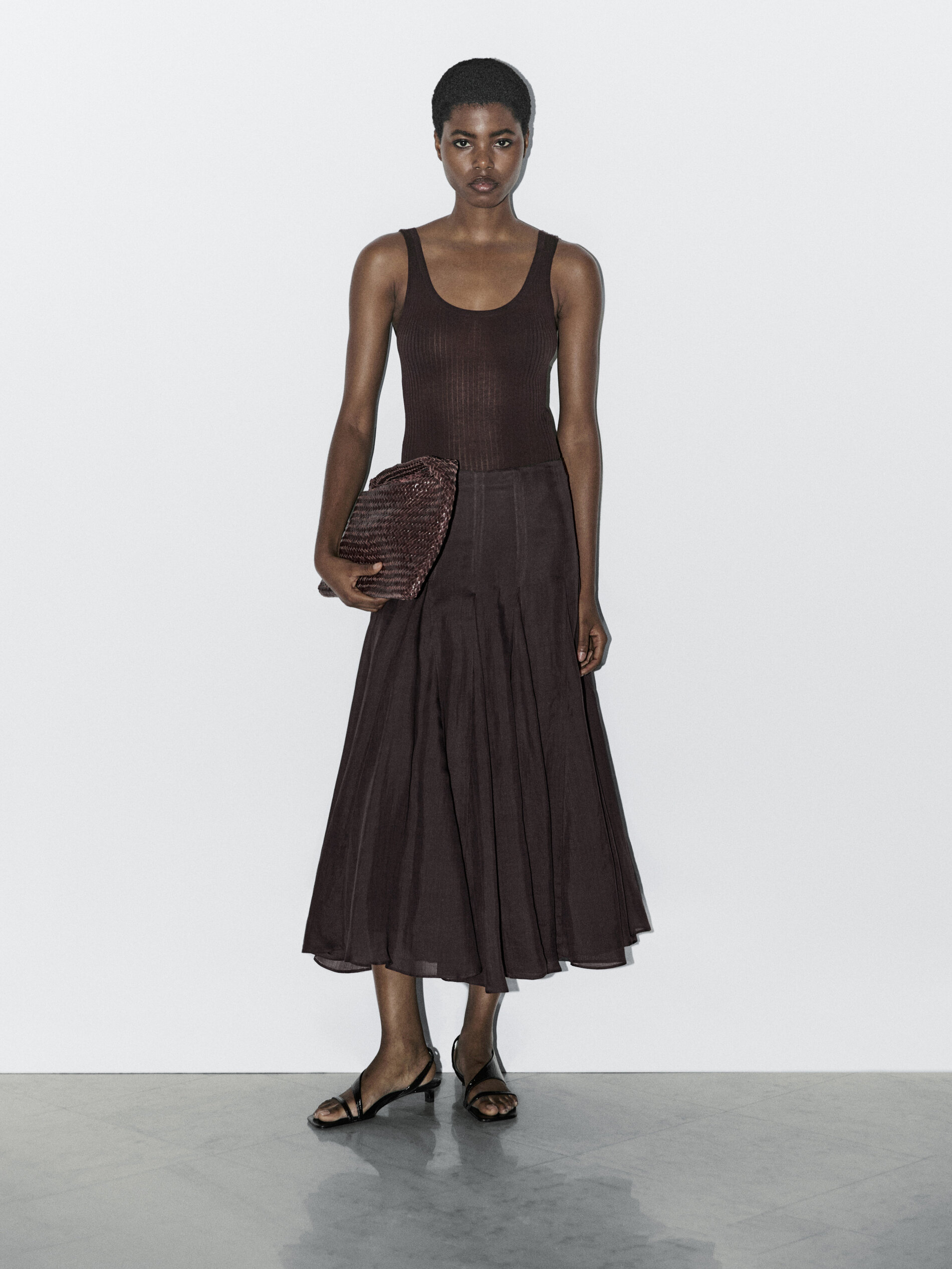 100% Ramie Godet Midi Skirt - Studio