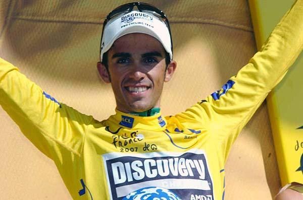 Alberto Contador (Discovery Channel) is leading the overall and the young rider classification.