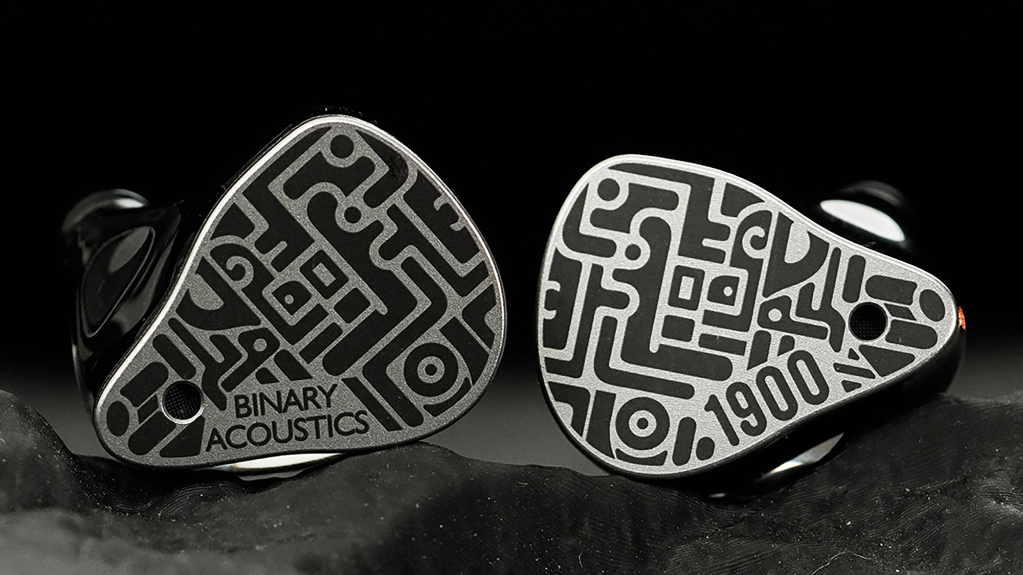 The Binary 1900 IEM.