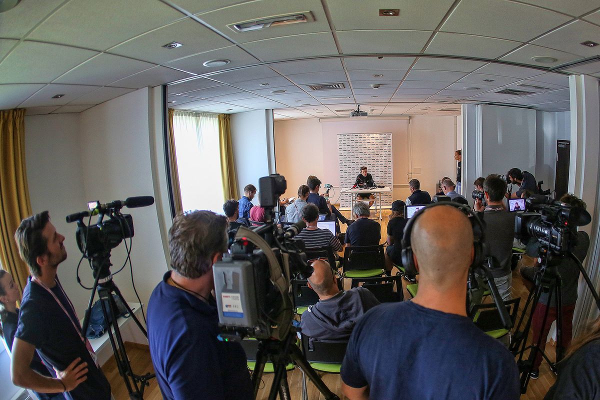 Simon Yates' press conference
