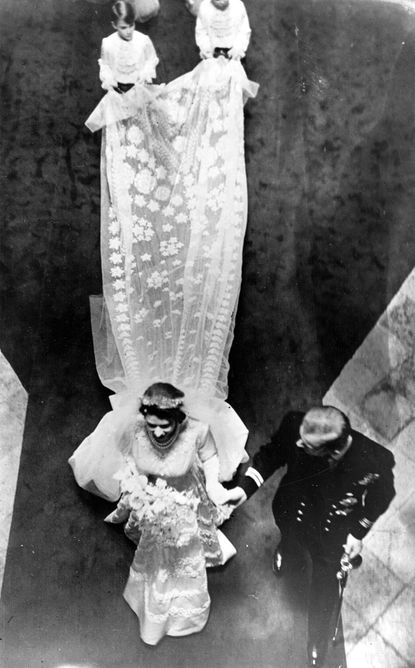 1947: Princess Elizabeth and Prince Philip 
