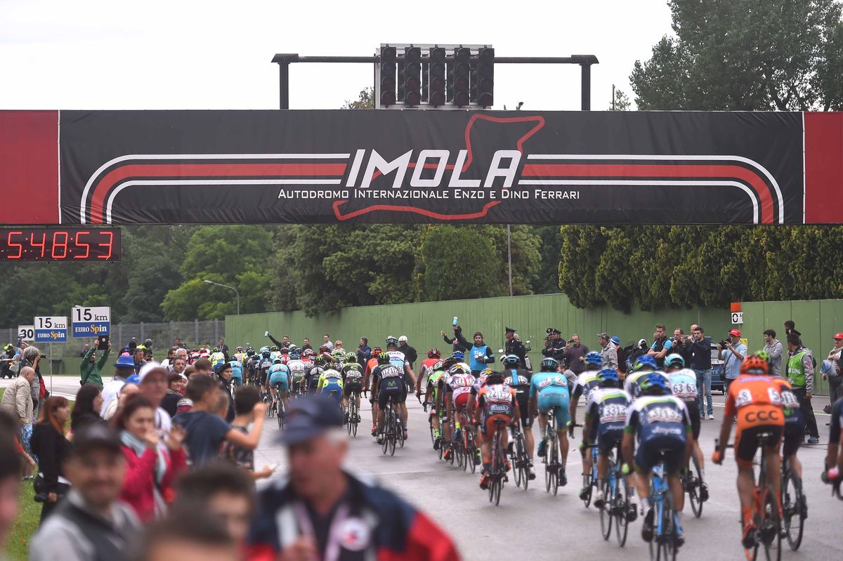 The Giro d'Italia on the Imola F1 circuit