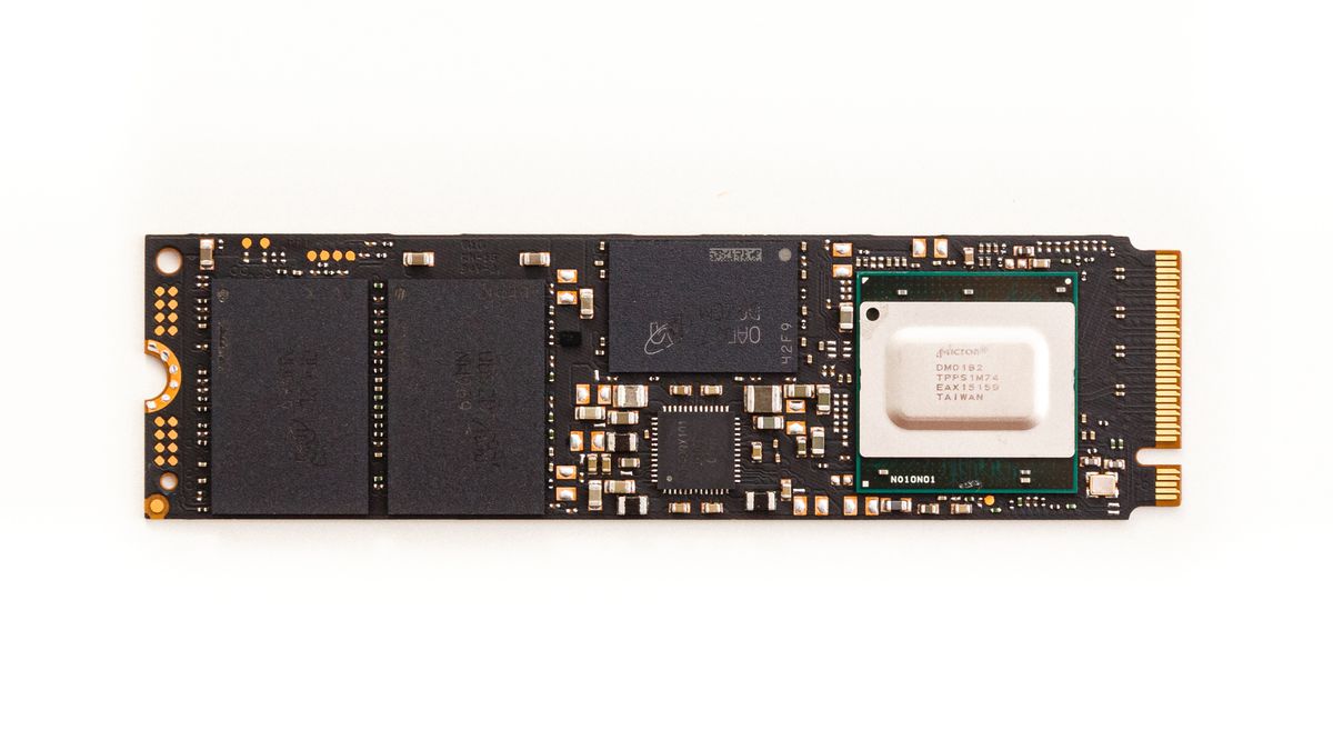 Crucial P5 M.2 NVMe SSD Review: Premium Design Runs Hot (Updated