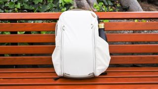 Peak Design Everyday Backpack Zip in Bone