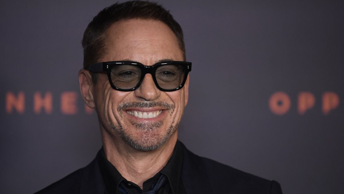 Robert Downey Jr.'s living room showcases the most desirable furniture trend that we hope will never fade