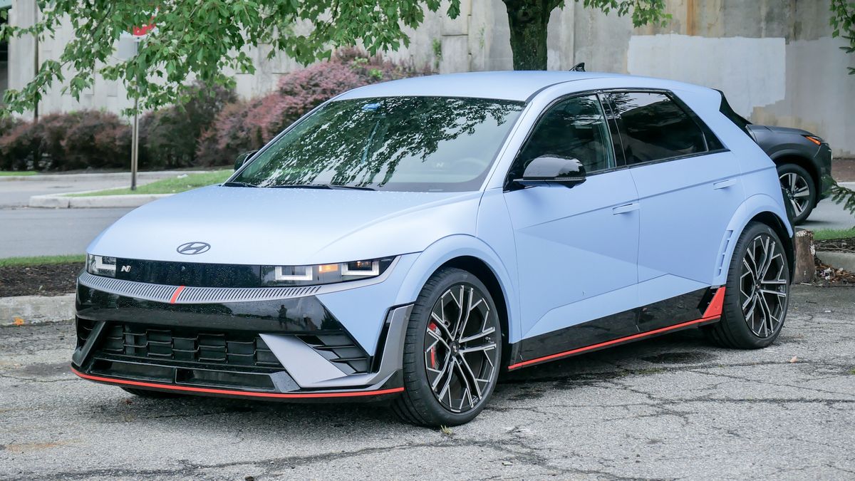 I drove a Hyundai Ioniq 5 N for a week — and it’s a beast of an EV ...