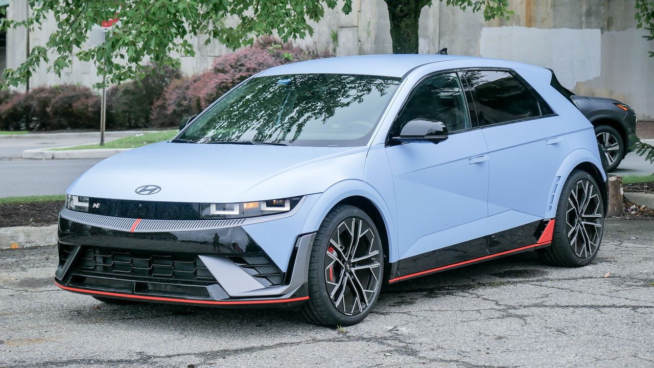 2025 Hyundai Ioniq 5 N AWD test drive.