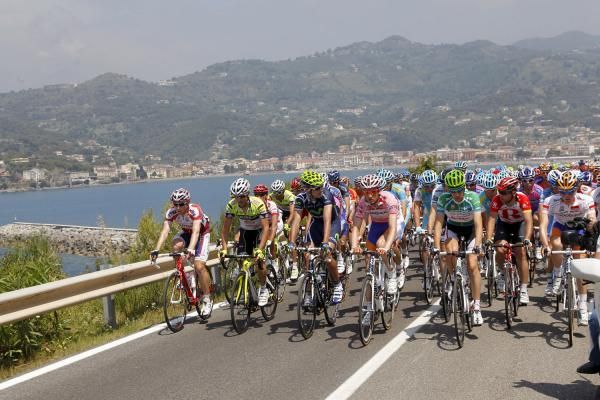 The Giro d'Italia peloton