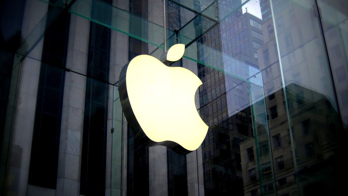 Apple could be preparing its own VPN or search engine