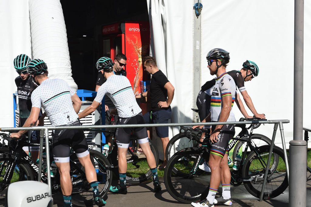 Peter Sagan and his teammates prepare for a training ride