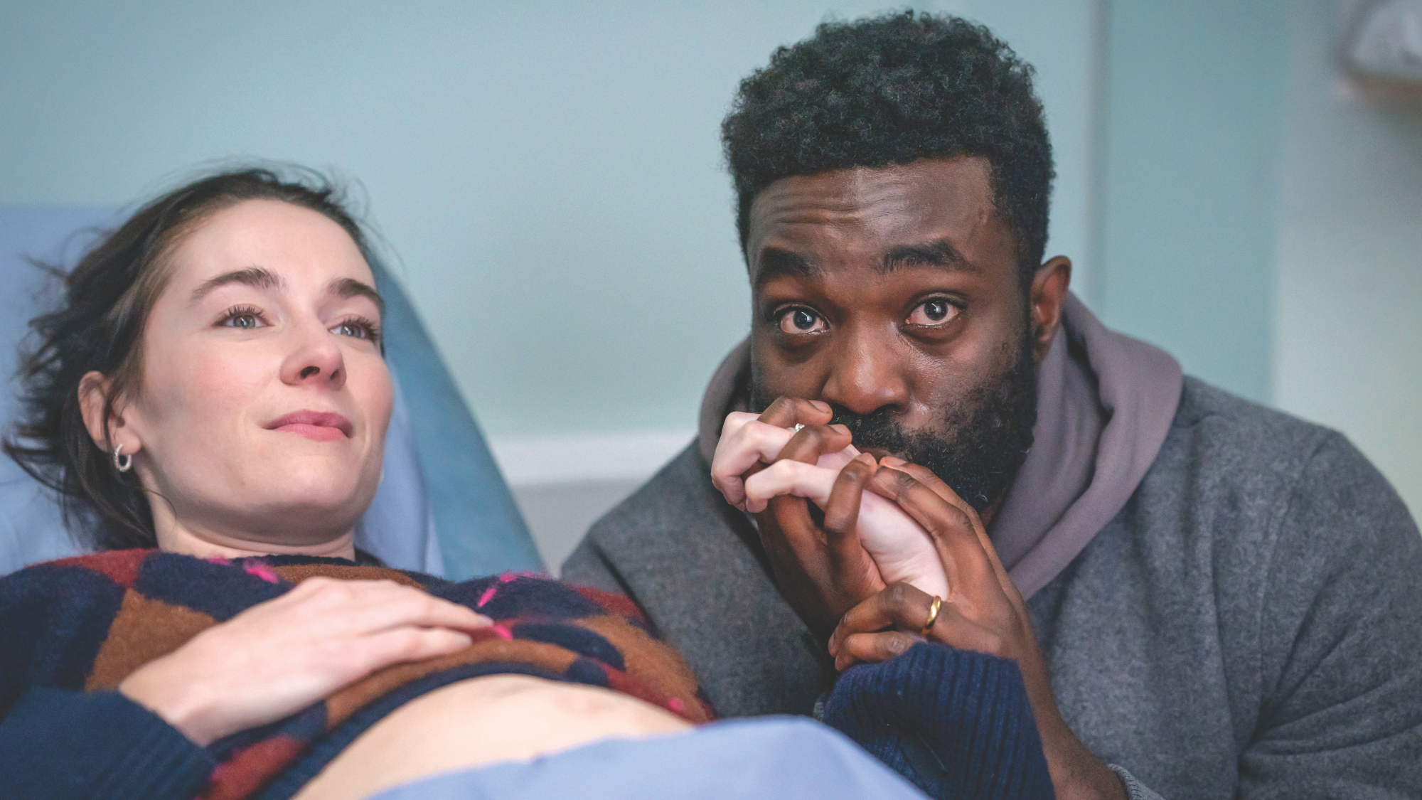 Siobh&agrave;n Cullen, as Lisa, and Paapa Essiedu, as Stephen