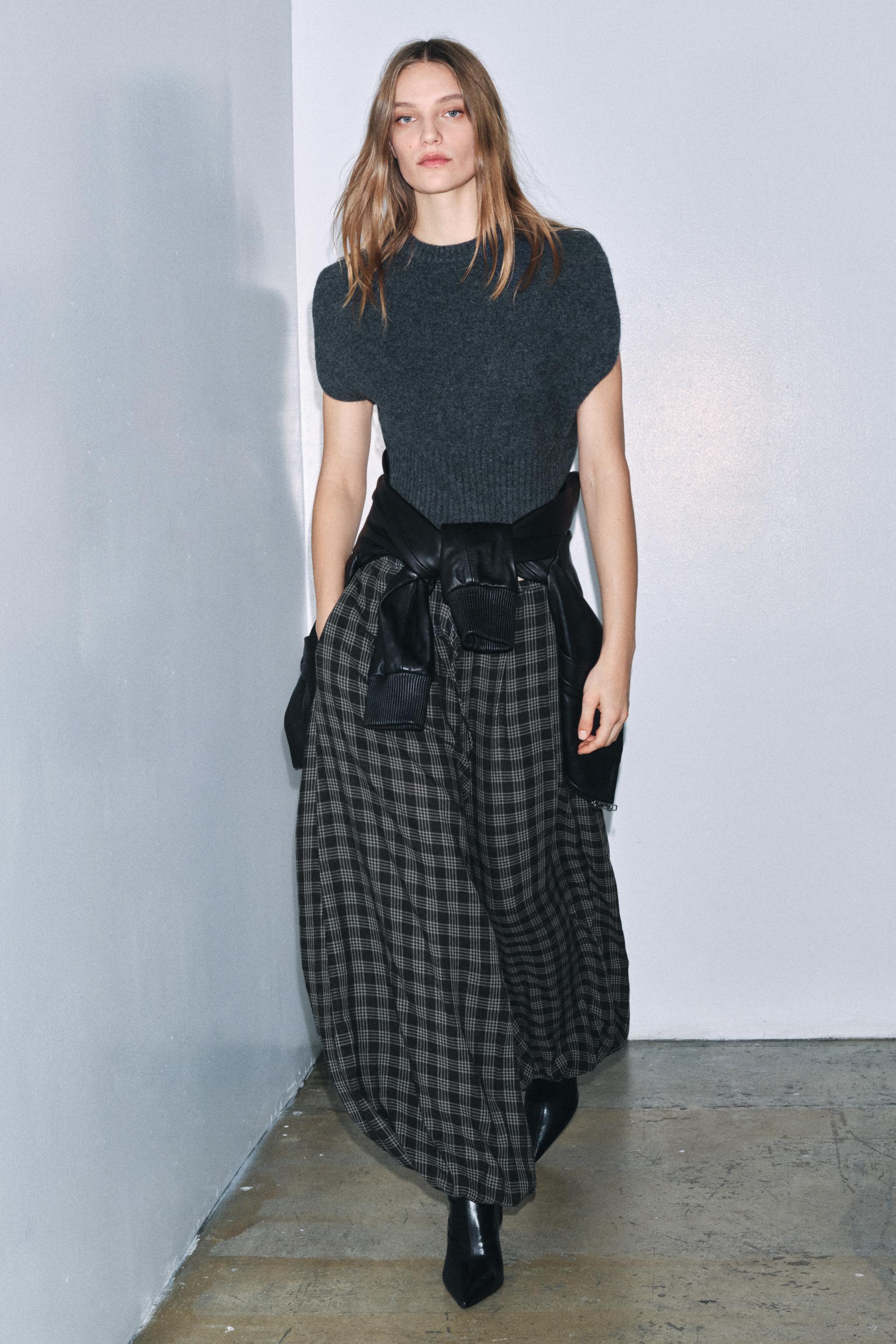 100% Wool Sleeveless Jumper Vest