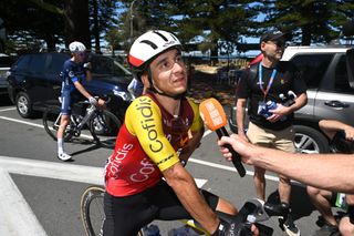 Tour Down Under: Bryan Coquard holds off Phil Bauhaus to win stage 4