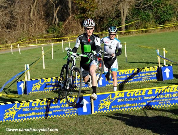 Aaron Schooler leading Mark Batty.