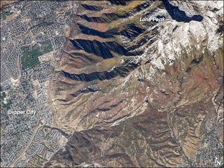 fall4-maples-aspens-wasatch-iss011-e-13889-100921-02