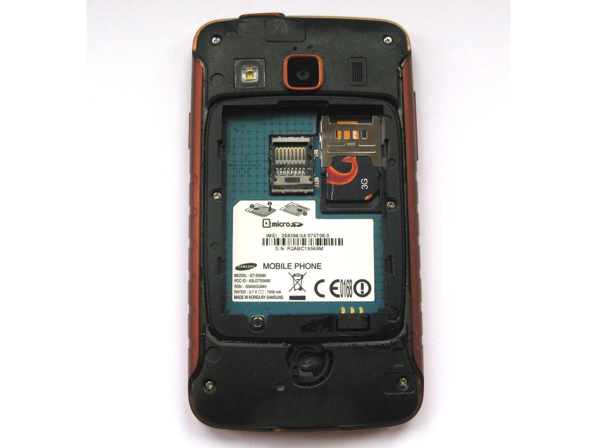 Battery life and connectivity Samsung Galaxy Xcover Extreme S5690