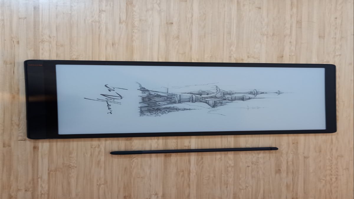 Onyx Boox Tab X with drawing of sail ship on screen