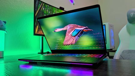 Image of the HP OMEN MAX 16 (2025) gaming laptop.