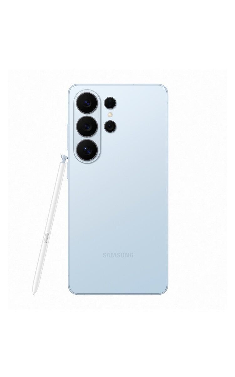 Samsung Galaxy S26 Ultra in blue