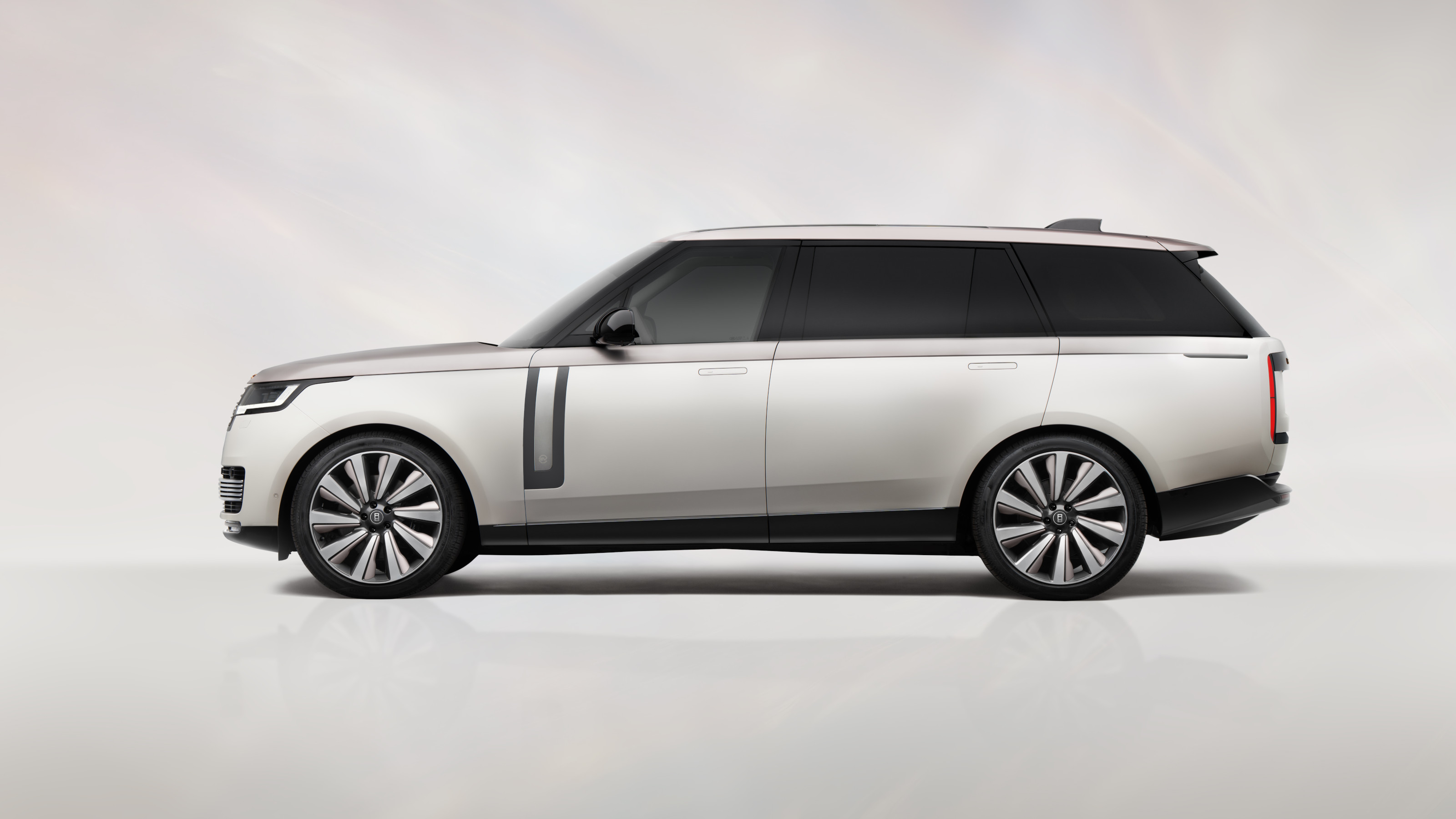 Range Rover Pearl of Tay edition