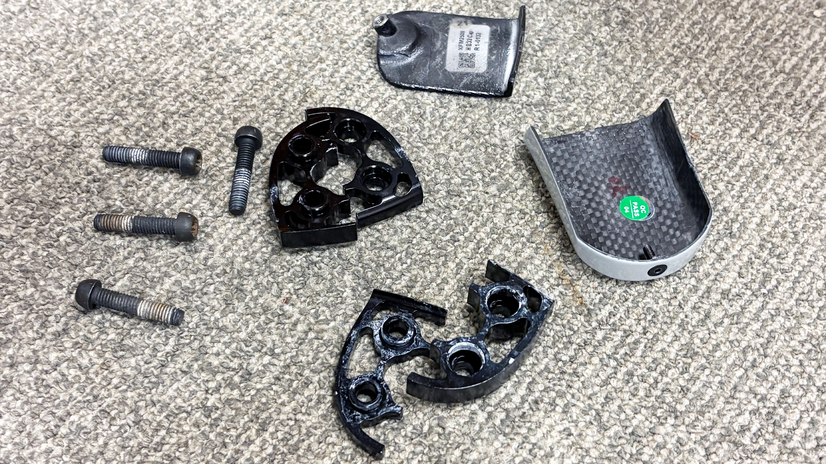 Factor One headset internals