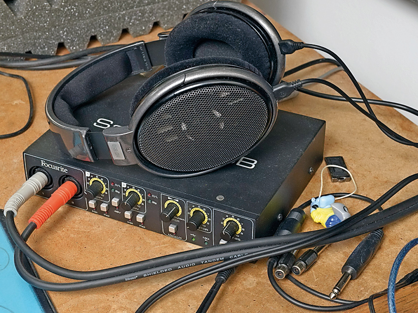 Sennheiser HD650 headphones and Focusrite Saffire 6