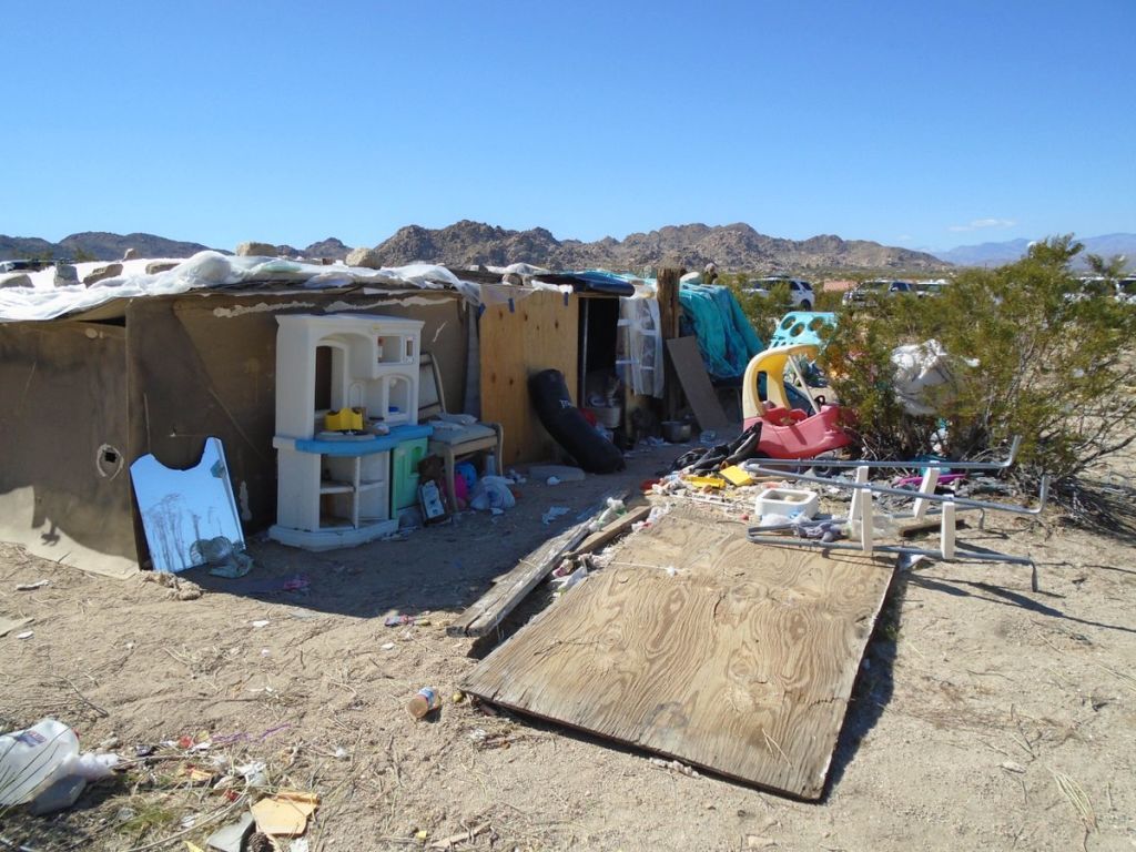 This handout photograph obtained March 1, 2018 courtesy of the San Bernardino County Sheriff&amp;#039;s Department, Morongo Basin Station, shows the area in Joshua Tree, California where a couple were