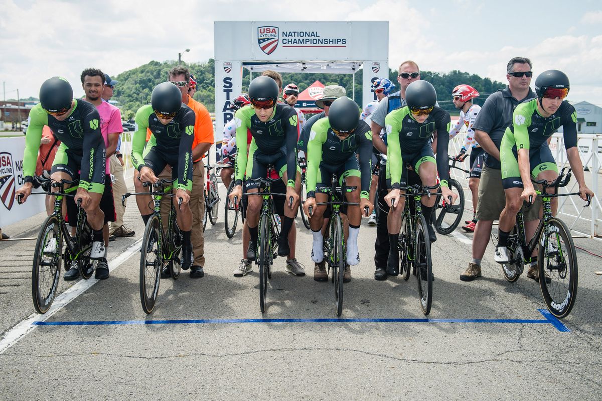 Cylance about to leave the start line