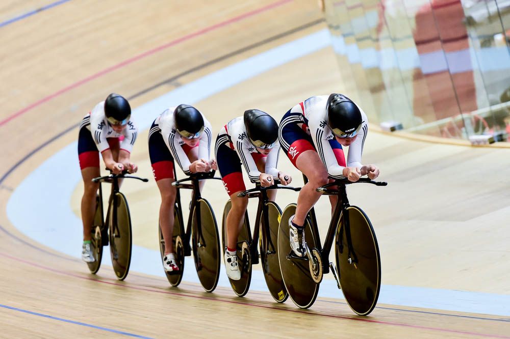 Katie Archibald leads Greant Britain team pursuit