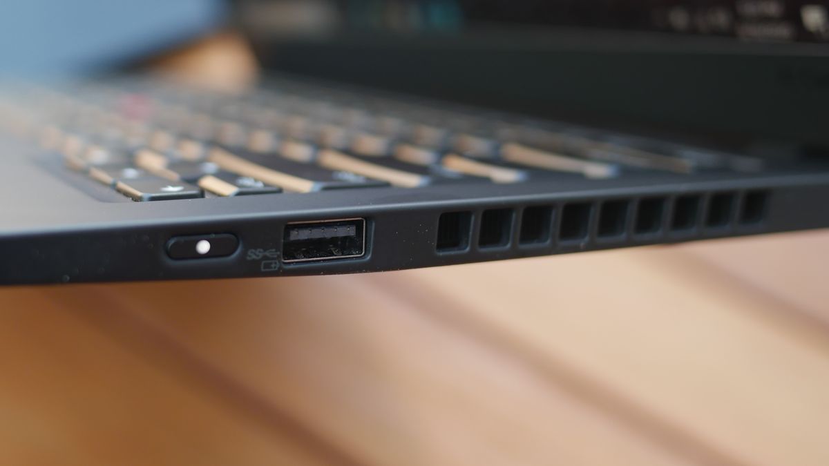 Lenovo ThinkPad X1 Carbon (8th Gen) review | Laptop Mag