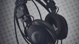 Лучшие студийные наушники: Røde NTH-100