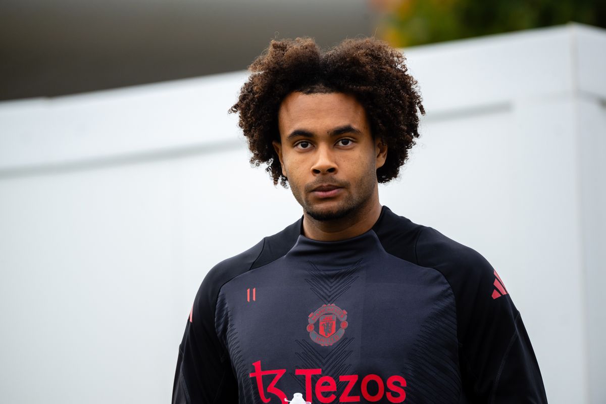 Manchester United star Joshua Zirkzee has asked to LEAVE - after 16 games: report