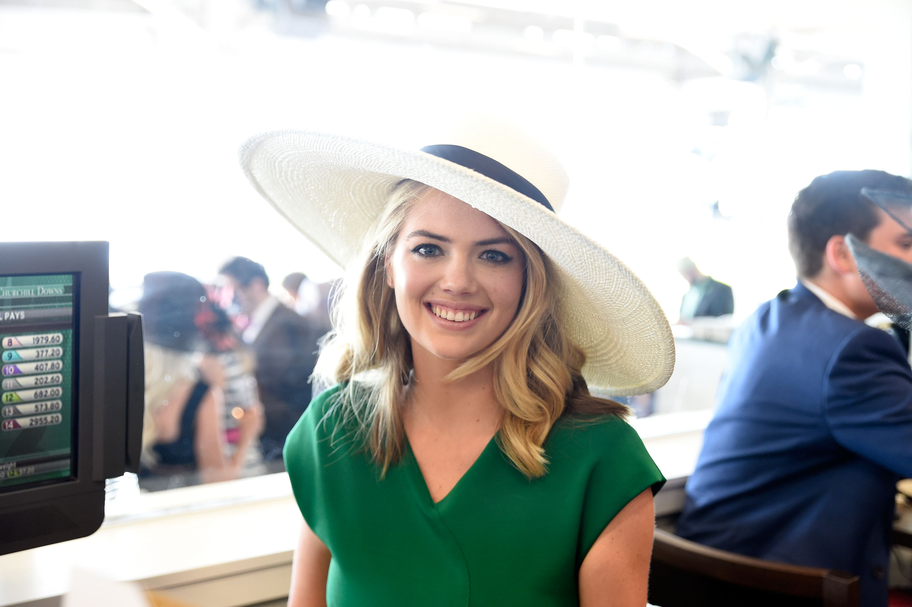 hat - Kate Upton