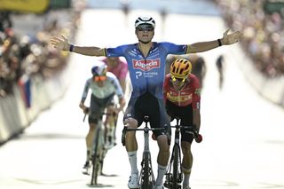 Tour de France: Massive turn of power nets Mathieu van der Poel stage 9 breakaway victory just ahead of bunch sprint